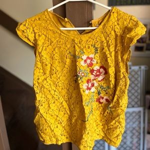 L yellow and floral top